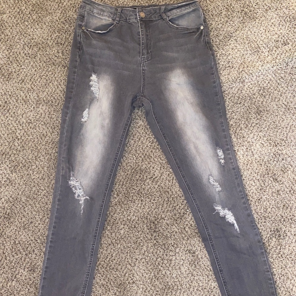 Missguided Gray Jeans with Fray Bottom.